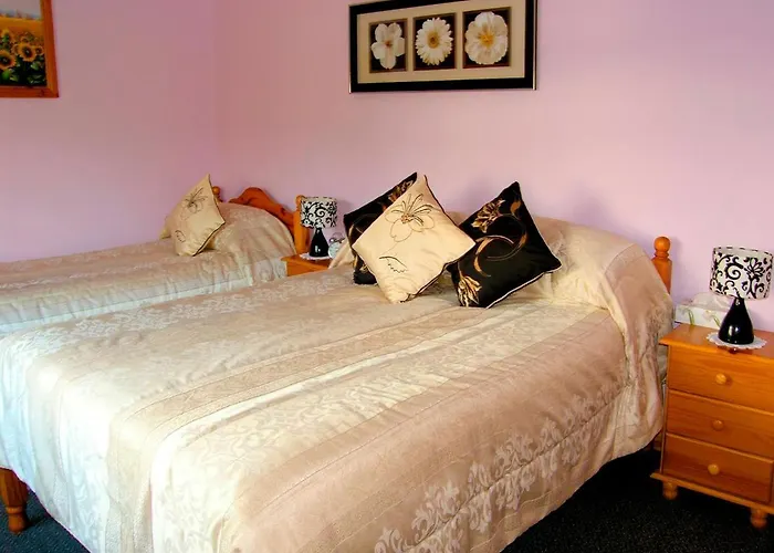 2 Bed In Glengariff Oc-ii03911